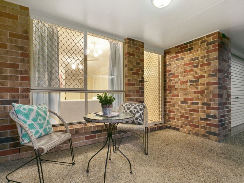 13 Gwynne Street, Wynnum West QLD 4178