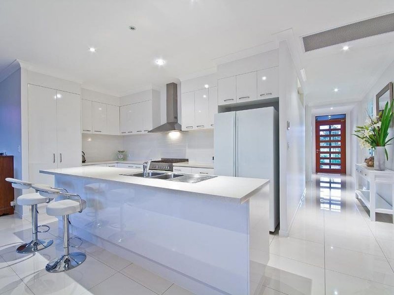 36 Higgs Circuit, Wynnum West QLD 4178