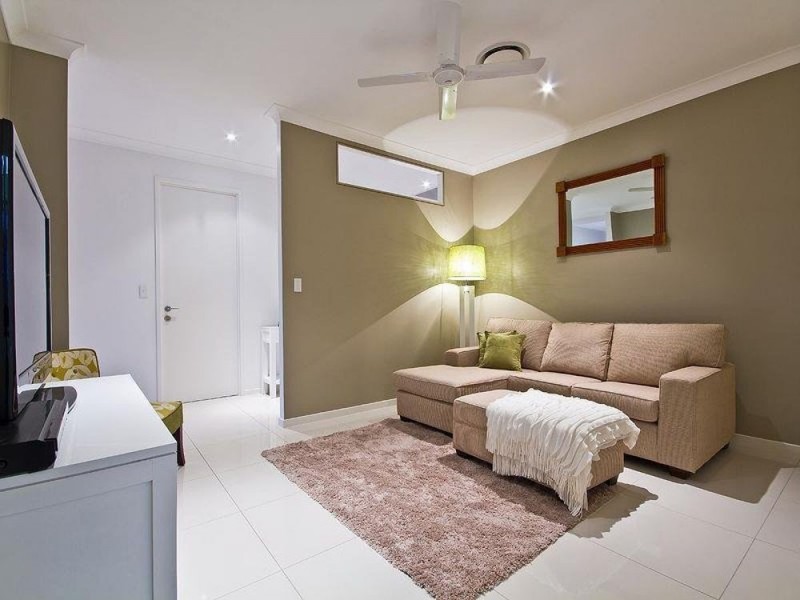 36 Higgs Circuit, Wynnum West QLD 4178