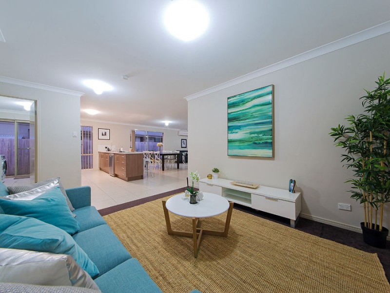 58 Red Gum Crescent, Wakerley QLD 4154