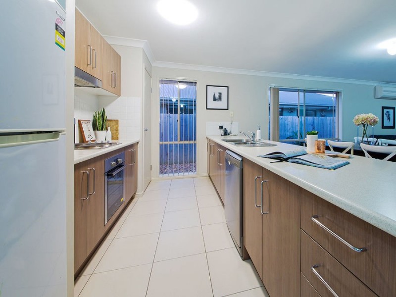 58 Red Gum Crescent, Wakerley QLD 4154