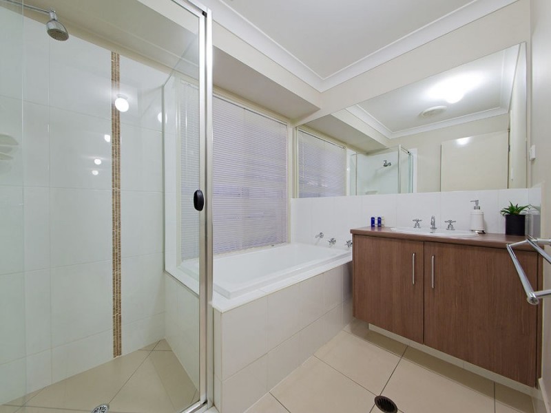 58 Red Gum Crescent, Wakerley QLD 4154