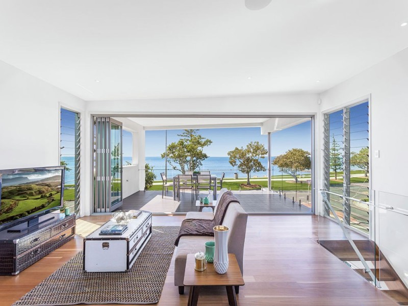 243 Wynnum Esplanade, Wynnum QLD 4178