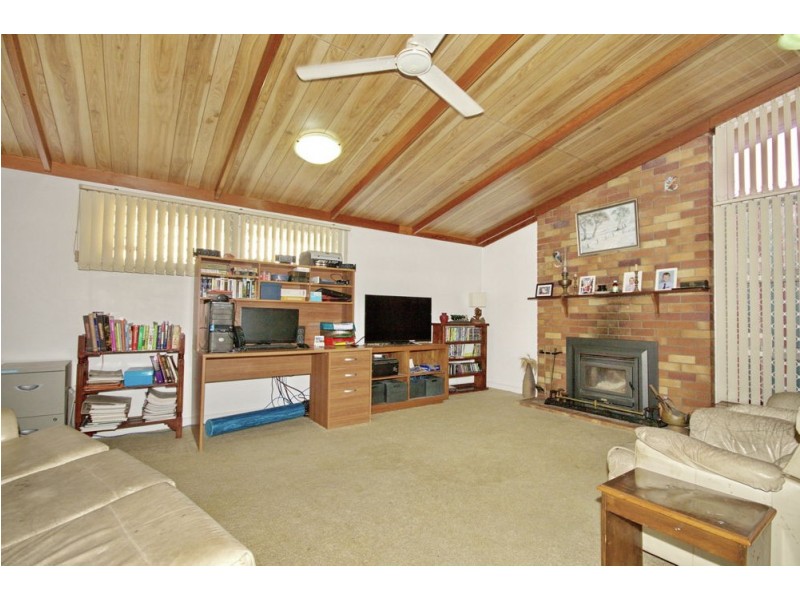 15 Fisher Street, Manly QLD 4179