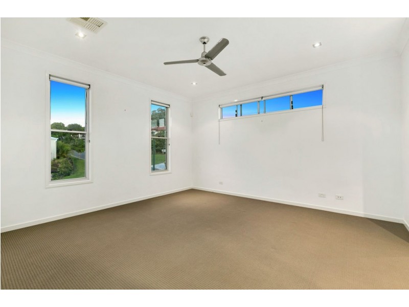 11 Whatmore Place, Manly West QLD 4179