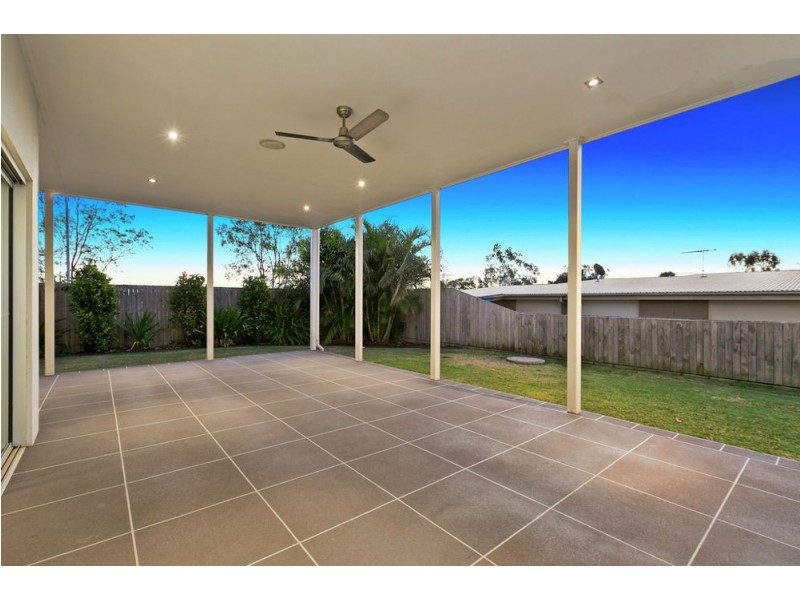 11 Whatmore Place, Manly West QLD 4179