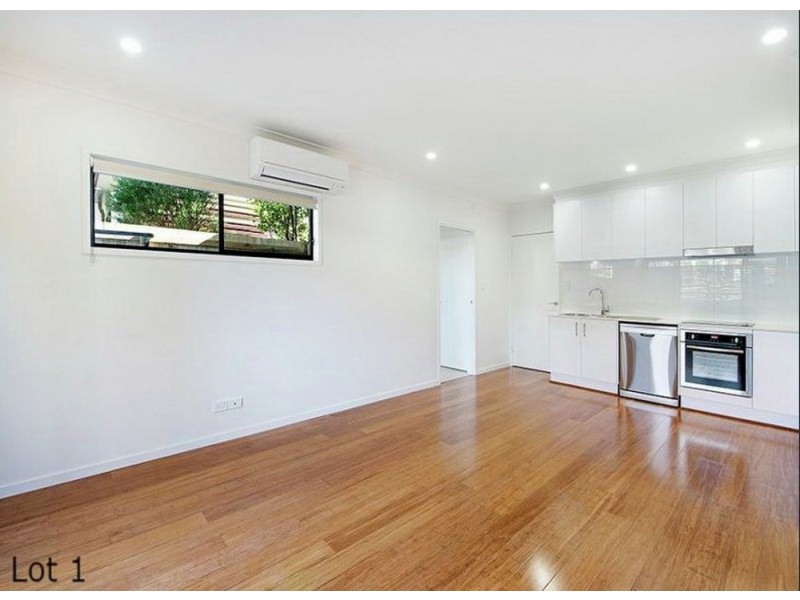 3/7 Worthing St, Wynnum QLD 4178
