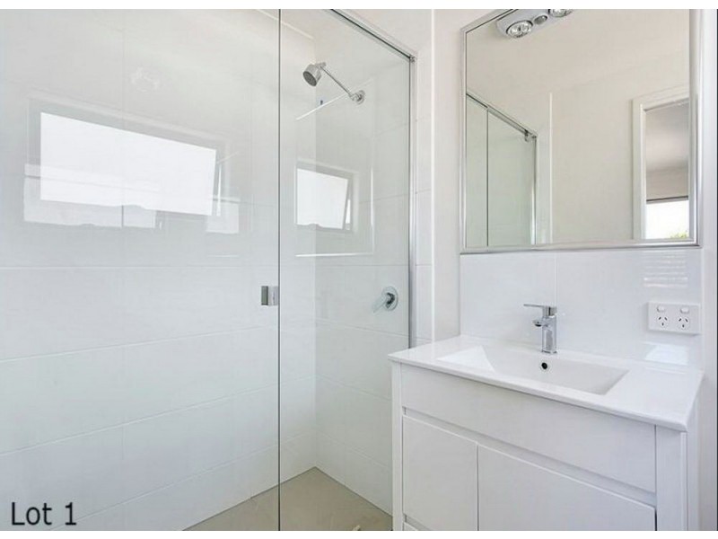3/7 Worthing St, Wynnum QLD 4178