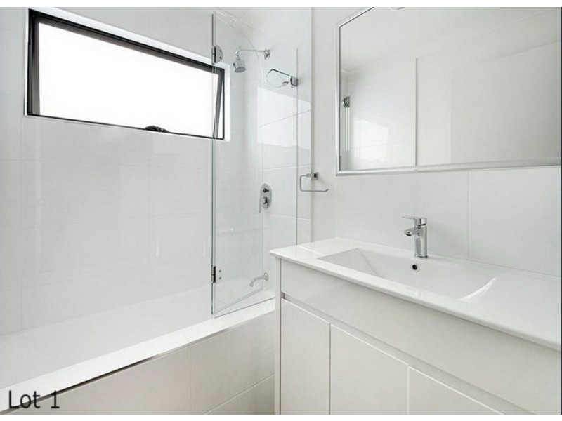 3/7 Worthing St, Wynnum QLD 4178