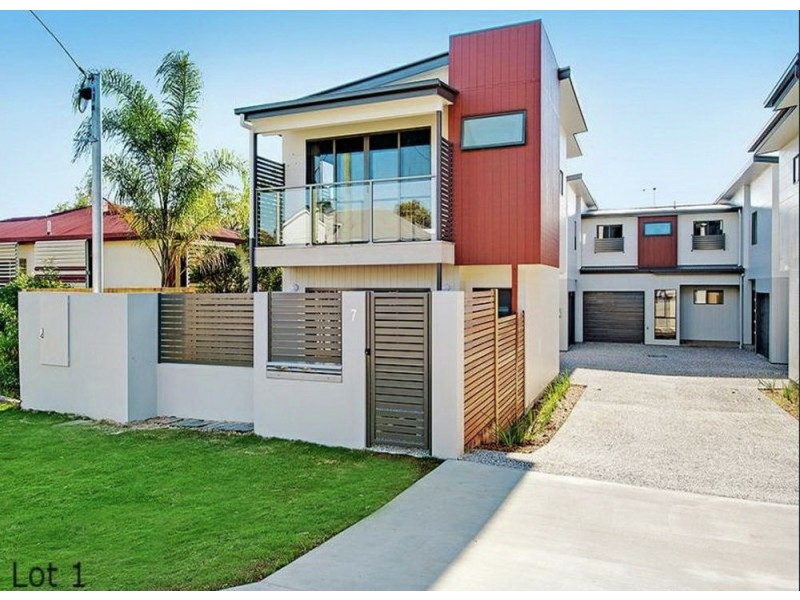 3/7 Worthing St, Wynnum QLD 4178