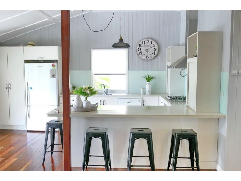 105 Waterview Ave, Wynnum QLD 4178