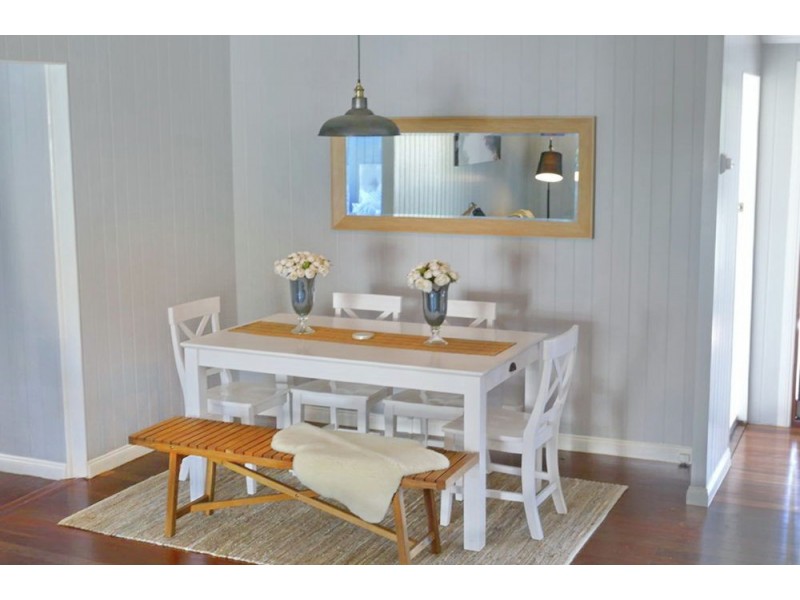 105 Waterview Ave, Wynnum QLD 4178