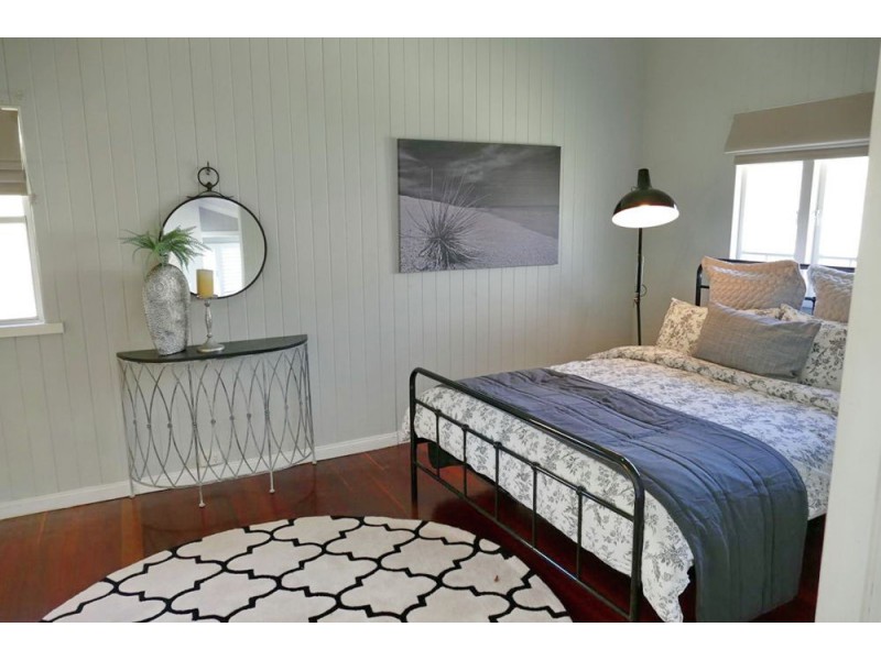 105 Waterview Ave, Wynnum QLD 4178