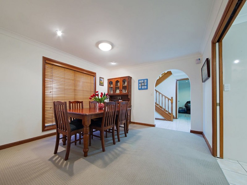 9 Croft Court, Carindale QLD 4152