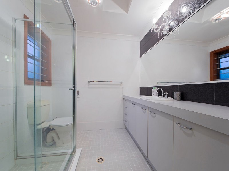 9 Croft Court, Carindale QLD 4152