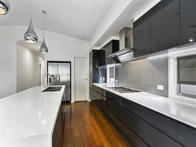 87 Gordon Parade, Everton Park QLD 4053