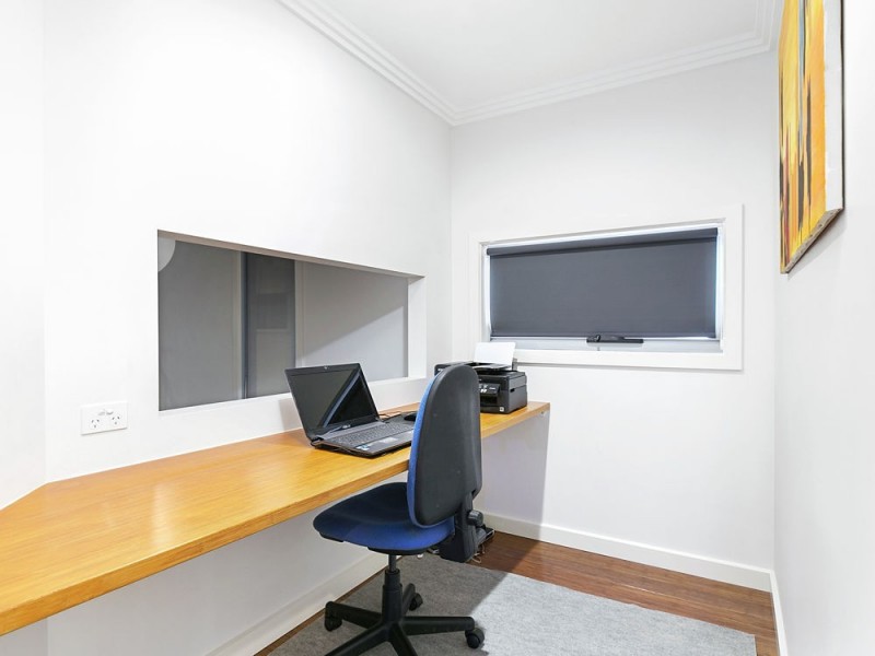 87 Gordon Parade, Everton Park QLD 4053