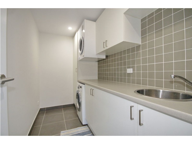 121 Crawford Rd, Wynnum West QLD 4178