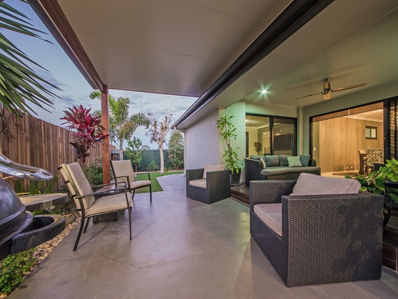 7 Amalia St, Birkdale QLD 4159