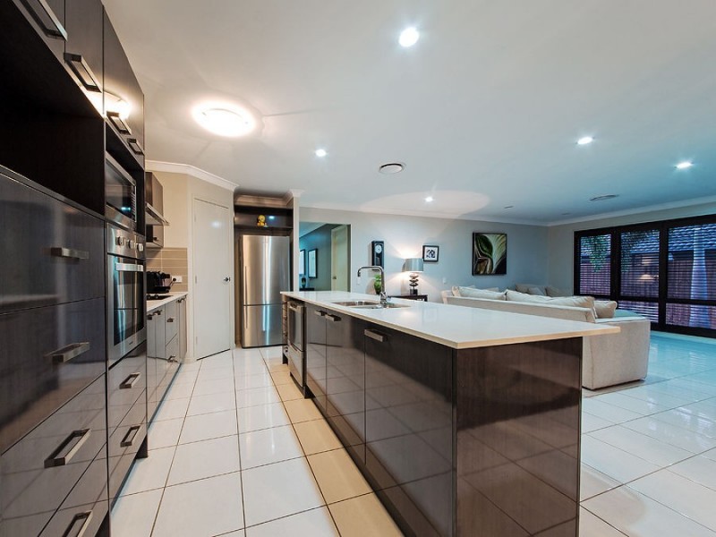 7 Amalia St, Birkdale QLD 4159