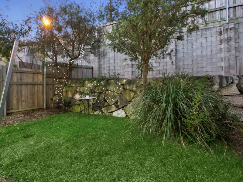 15/10 Tripcony Place, Wakerley QLD 4154