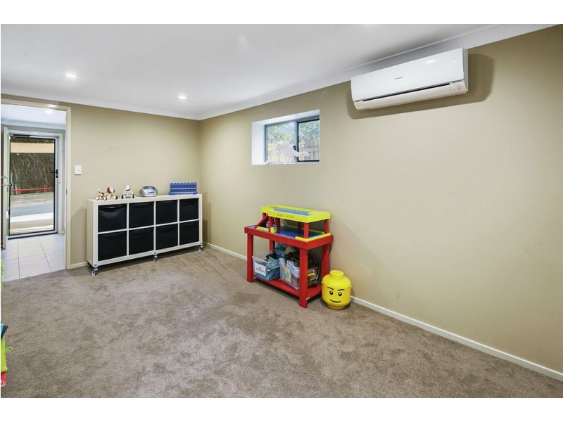 35 Wood Street, Manly QLD 4179