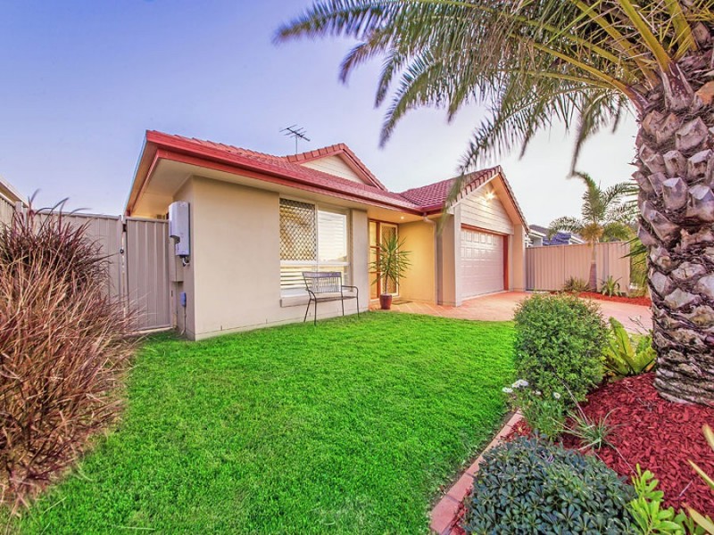 121 Ropley Road, Wynnum West QLD 4178