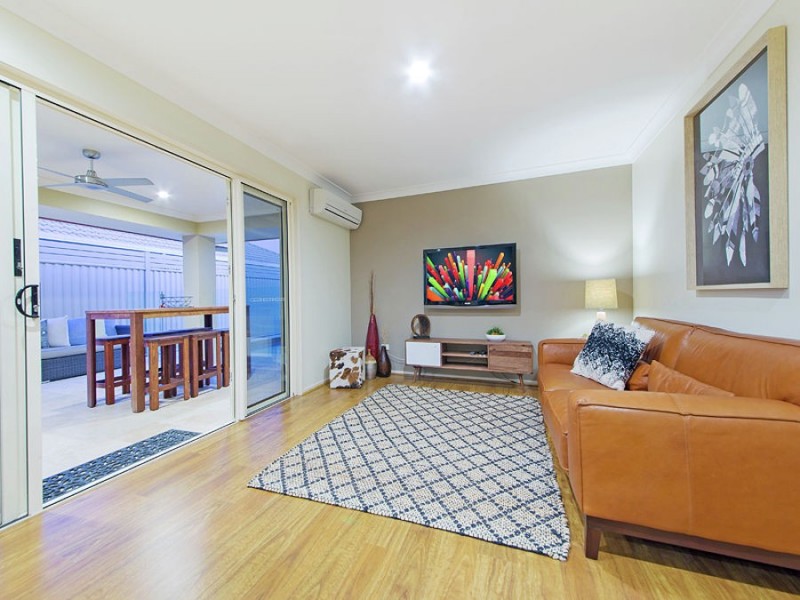 121 Ropley Road, Wynnum West QLD 4178