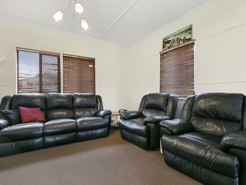 149 Broadwater Road, Mount Gravatt East QLD 4122