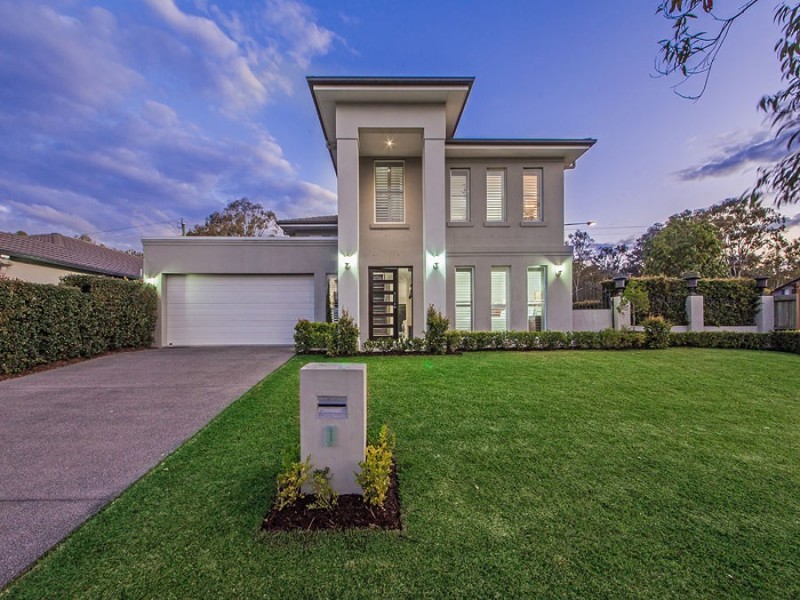 1 Feathertail Pl, Gumdale QLD 4154
