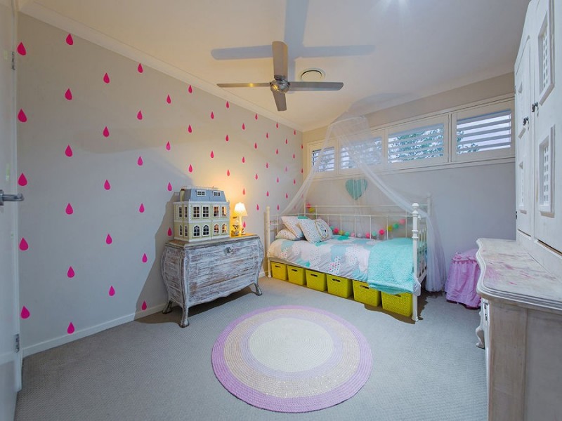 1 Feathertail Pl, Gumdale QLD 4154