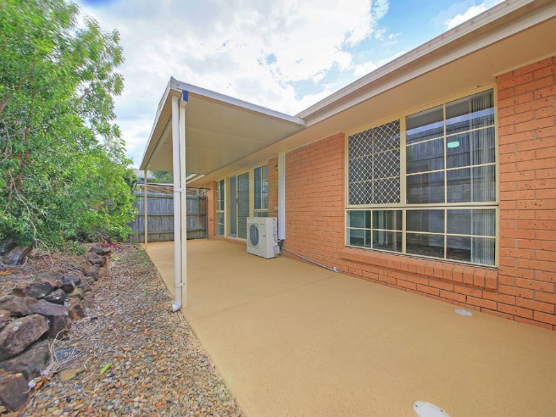 2/1 Belgarah Pl, Carina QLD 4152