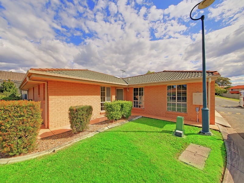 2/1 Belgarah Pl, Carina QLD 4152