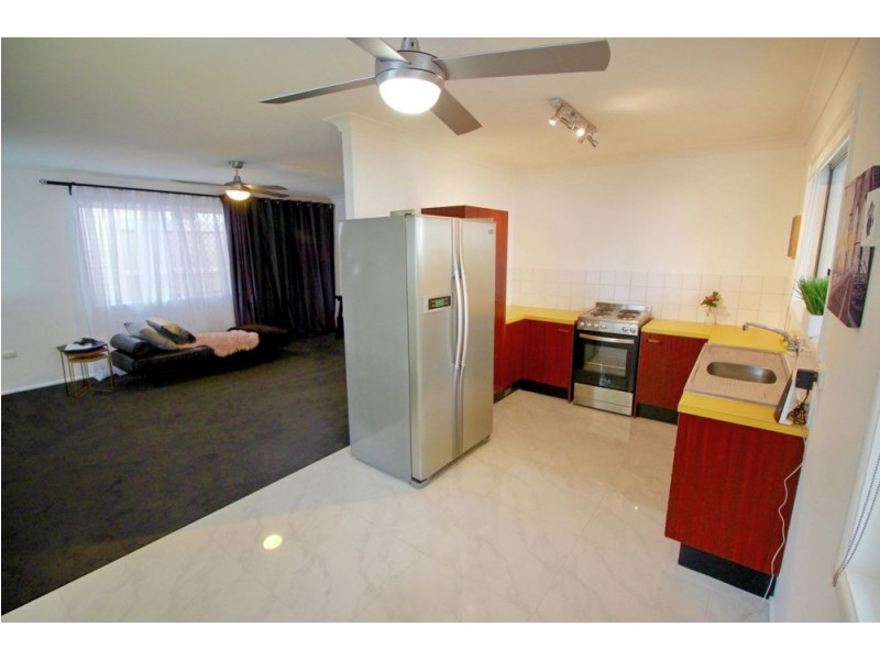 137 Henry St, Wynnum QLD 4178