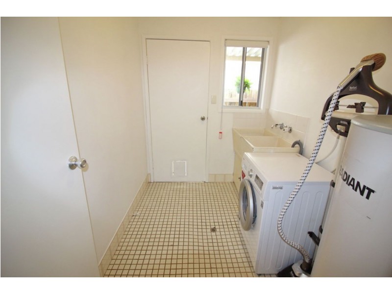 137 Henry St, Wynnum QLD 4178