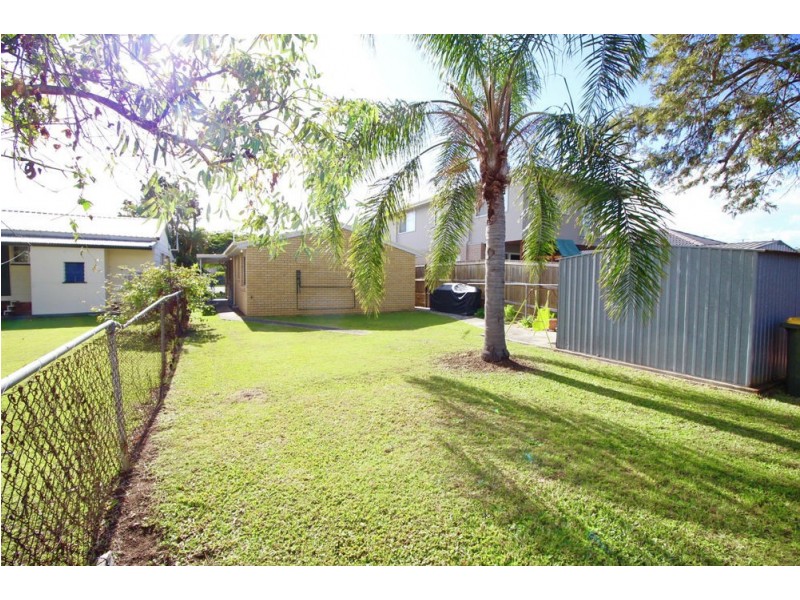 137 Henry St, Wynnum QLD 4178