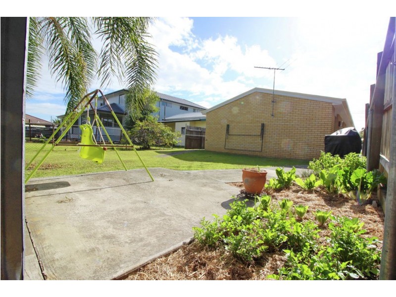 137 Henry St, Wynnum QLD 4178