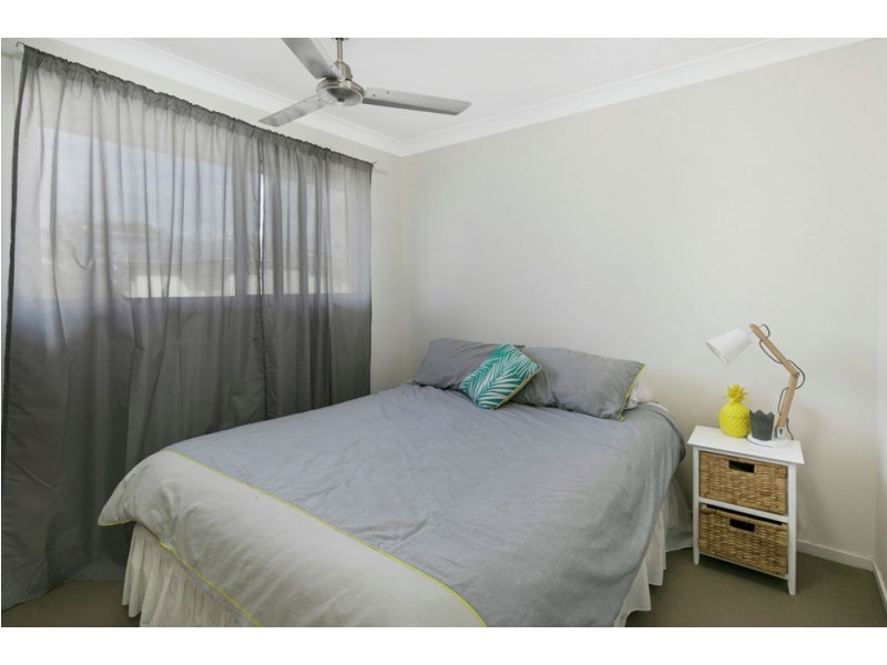 32 Wondall Road, Manly West QLD 4179