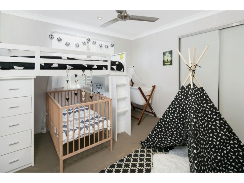 32 Wondall Road, Manly West QLD 4179