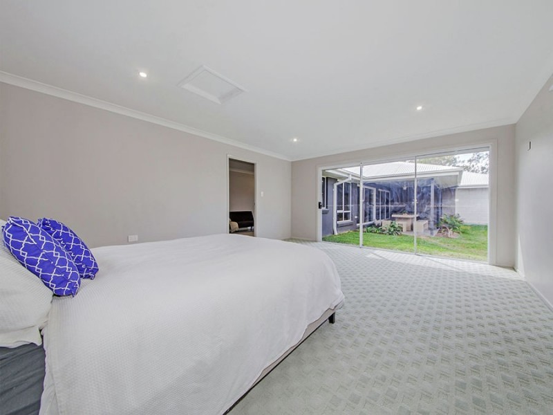 58 Feathertail Place, Wakerley QLD 4154