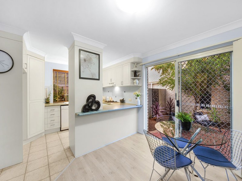 2 / 2 Flavelle Street, Carina QLD 4152