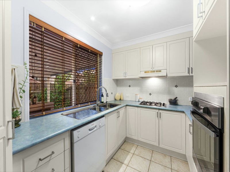 2 / 2 Flavelle Street, Carina QLD 4152
