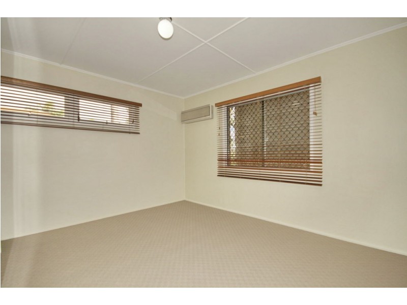 1 Brierty Street, Wynnum West QLD 4178
