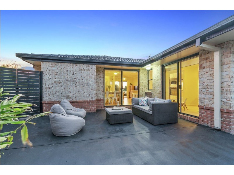 12 Underwood Street, Wakerley QLD 4154