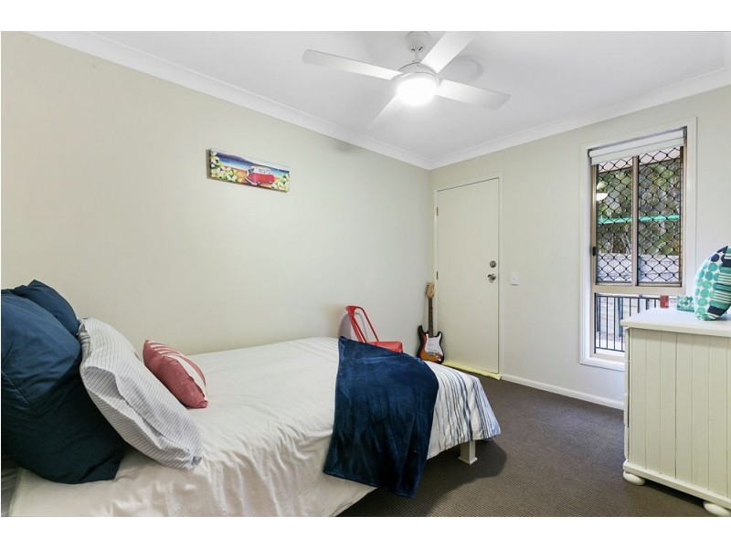 12 Underwood Street, Wakerley QLD 4154