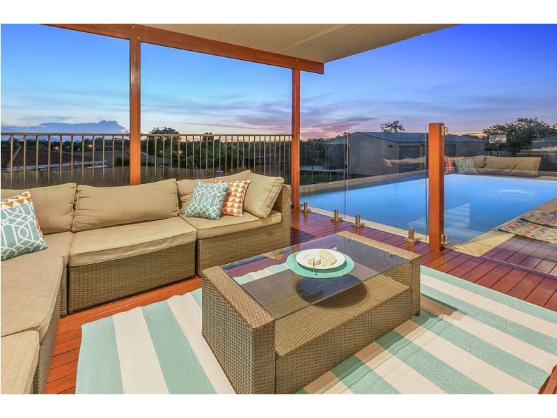 12 Underwood Street, Wakerley QLD 4154