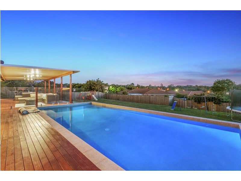 12 Underwood Street, Wakerley QLD 4154