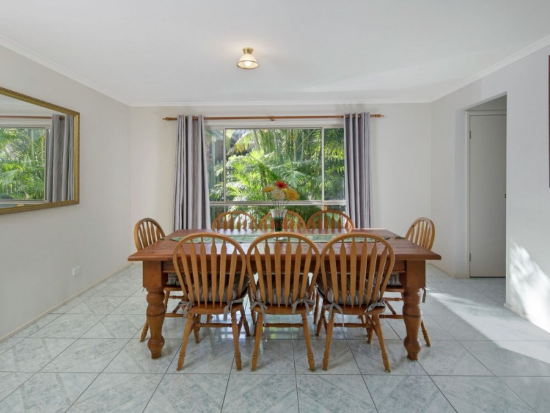 82 Constellation Way, Wynnum QLD 4178