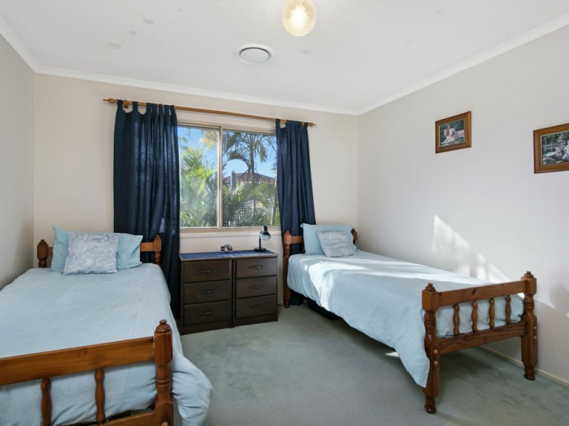 82 Constellation Way, Wynnum QLD 4178