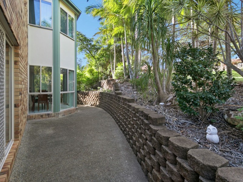 82 Constellation Way, Wynnum QLD 4178